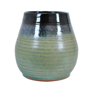 Keramische Mate Becher Niebla (schwarz-grün) 300 ml – Crater-Serie