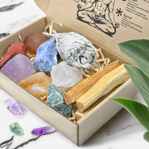 Set aus Natursteinen, Kristallen und Weihrauch - Esoterik, Yoga, Meditation