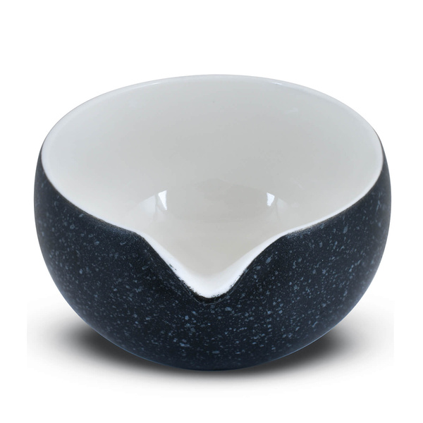 Matchawan – Keramisches Schälchen für Matcha mit Ausguss – Kurai